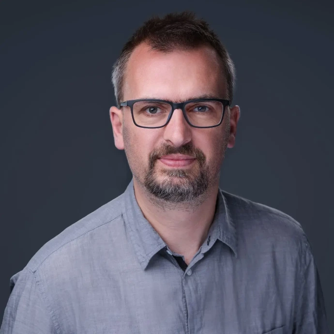 ADAM360 csapattag portréja (férfi) – technikai vezetés / AV szakértő